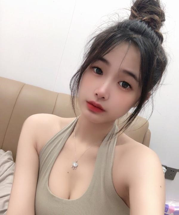 年轻小娇羞妹妹