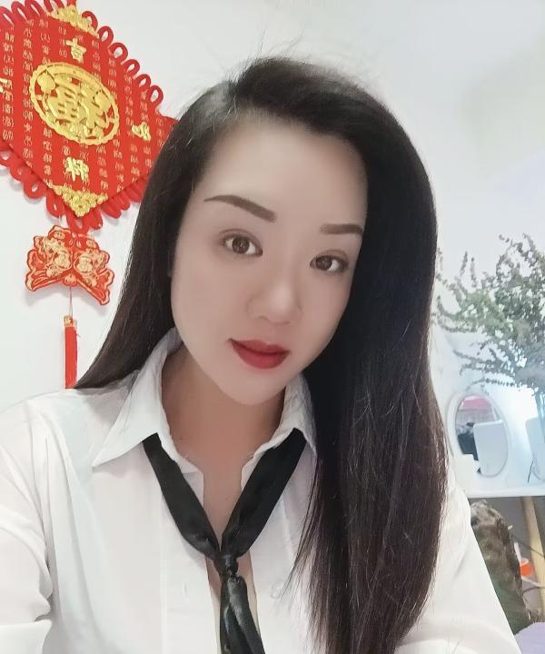 盘龙区骚浪女王