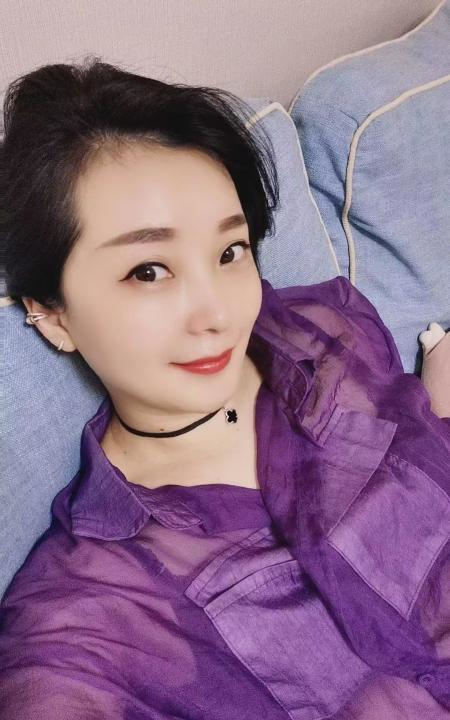 市中心服务控婉柔