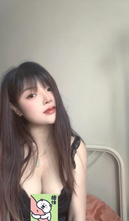 风骚肥臀大奶的小爱
